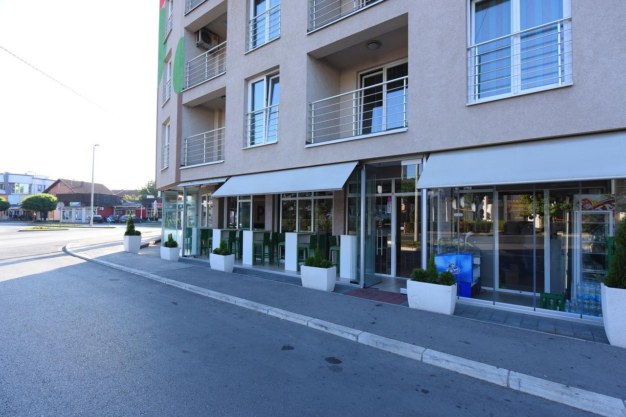 Aparthotel Park Brcko Bagian luar foto